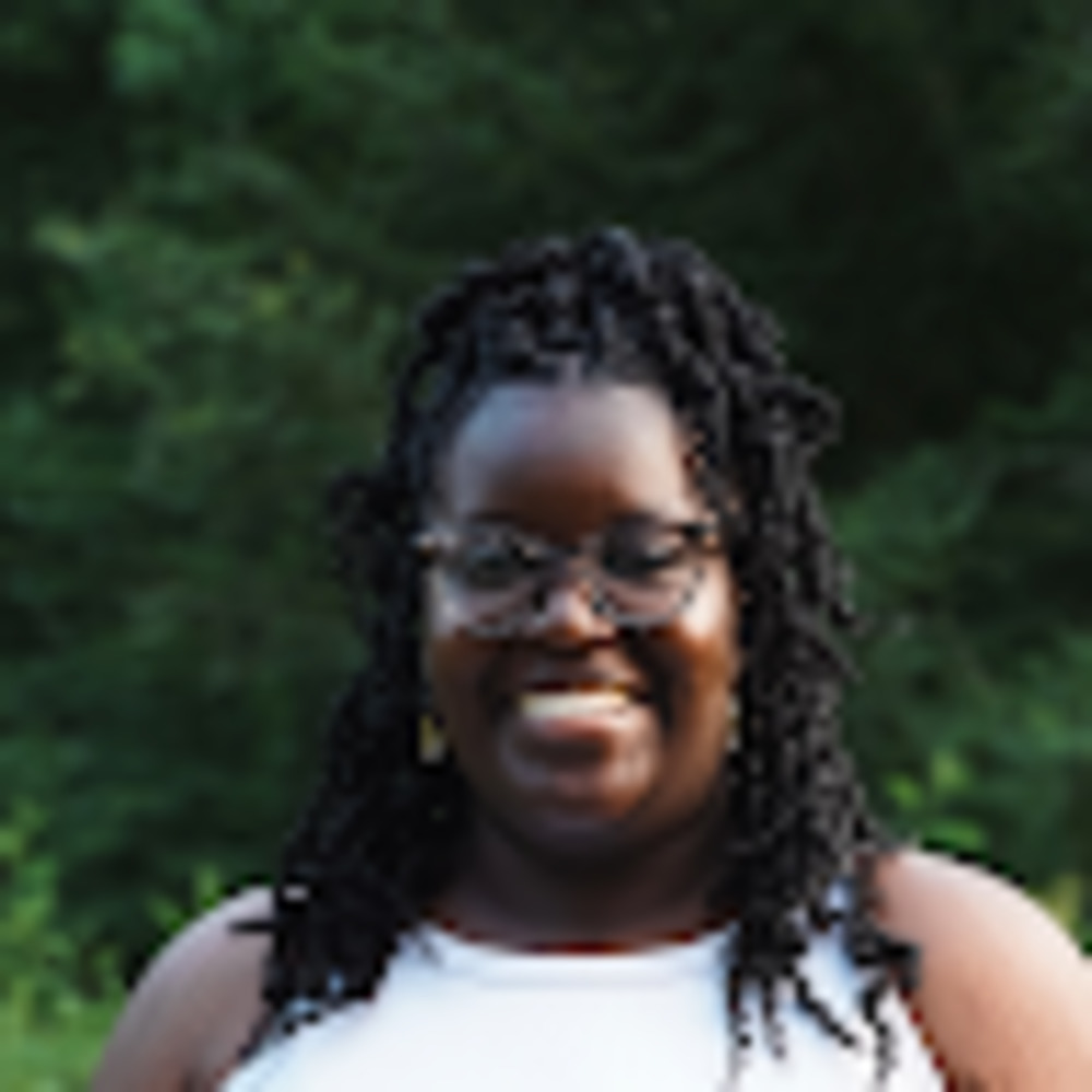 Meet your Posher, Simone